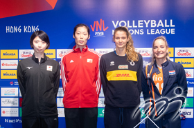 四支參賽隊伍的隊長(左起)岩坂名奈（日本）、朱婷（中國）、姬莉婕拉（意大利）及謝絲柏（荷蘭）一同出席賽前記者招待會，分享對香港站賽事的期許及備戰實況。