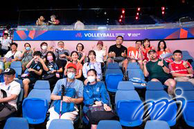 賽馬會「#開聲體」體育口述影像服務給予視障人士實地參與「中國人壽（海外）FIVB世界女排聯賽香港2023」的機會，同步感受紅館內的熾熱的氣氛！