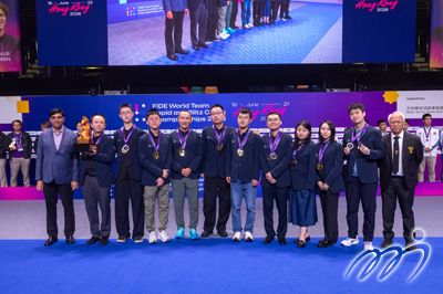 由前世界冠军丁立人领军、以全中国棋手组成的Dragon Chilling 于「FIDE世界团体超快棋国际象棋锦标赛2026」封王，成为快棋及超快棋双料冠军。