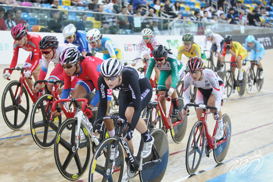 track cycling