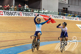 Lee Wai Sze won Women's Keirin to amass six golds and one bronze this season; Lee Hoi Yan achieved maiden podium spot with a bronze