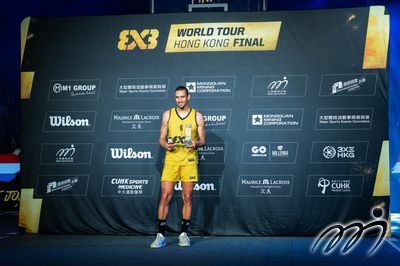 迪莊當選香港年終賽2024最有價值球員