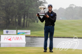 Aaron Rai with the Honma Hong Kong Open Trophy after winning the 2018 Honma Hong Kong Open.