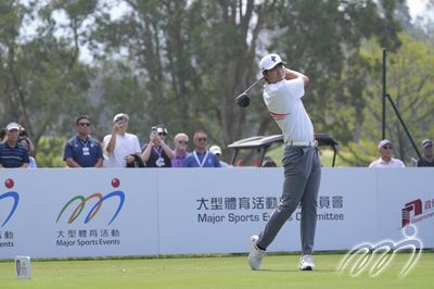 沈弘毅於「領展香港高爾夫球公開賽2025」首輪賽事中擊出精彩絕倫的63桿，並成為本屆賽事中表現最出色的香港業餘球手。
