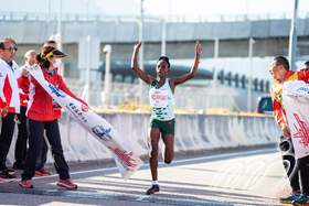 Sarah Chelangat from Uganda won the Women's Half Marathon Champion in a time of 1 hour 8 minutes 04 seconds.