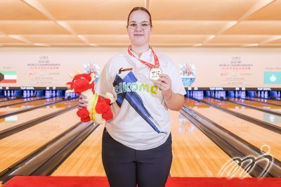 女子单人赛: 芬兰队的柏嘉宁获得金牌。