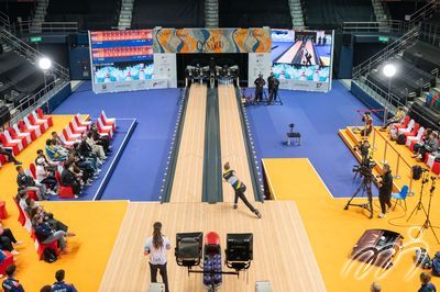 男子队制5人赛: 法国队与瑞典队在男子队制5人赛决赛中展开角逐。