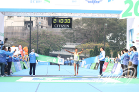 Bizuneh Melaku BELACHEW from Ethiopia wins the overall championship of the Men's Marathon.