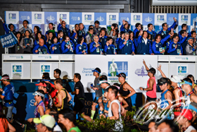 Mrs Carrie LAM, (front row: middle), Chief Executive of the Hong Kong Special Administrative Region, and Mr Stephen LO, (front row: first from right), Commissioner of Police, are officiating at the Marathon Challenge race.