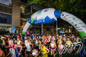 渣打香港马拉松继续成为世界田径联会（World Athletics）认可的金级道路赛事。在本港防疫措施放宽下成功吸引超过500名海外跑手参加，当中包括13名海外精英跑手。