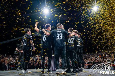 獲得冠軍的FURIA，在滿座的亞洲國際博覽館中舉起獎盃，榮獲 2025 年 BLAST Premier Hong Kong Rivals 2025的冠軍。