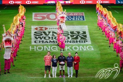 Guests for the Opening Ceremony (left to right) Australia rugby legend Michael Hooper, Secretary for Sport, Culture and Tourism Rosanna Law, Fijian Sevens legend Waisale Serevi, Chairman of HKTB Dr Peter Lam, and a Cathay Cabin Crew member